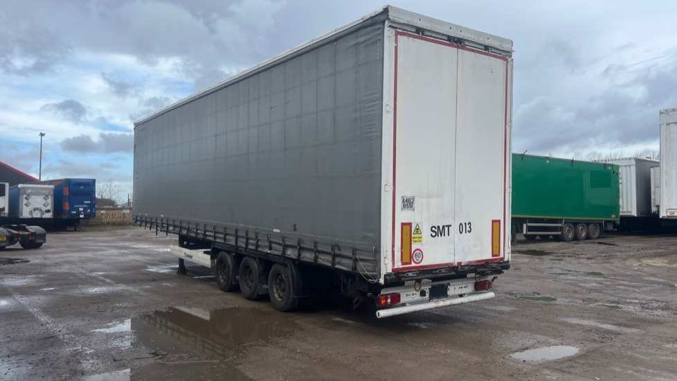 KRONE CURTAINSIDE - Otra maquinaria: foto 5 KRONE CURTAINSIDE - Otra maquinaria: foto 5