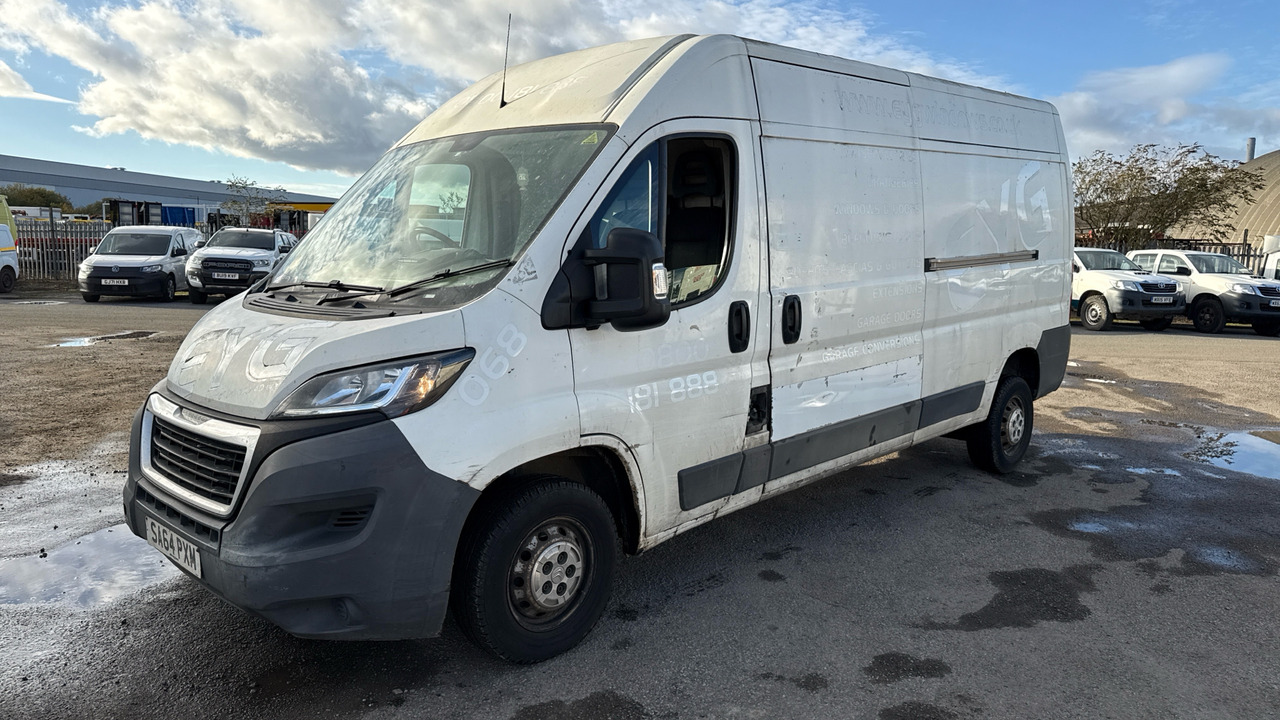 PEUGEOT BOXER 335 2.2 HDi 130ps - Furgón: foto 2 PEUGEOT BOXER 335 2.2 HDi 130ps - Furgón: foto 2