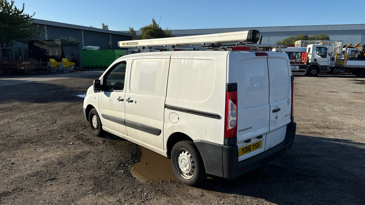PEUGEOT EXPERT 1000 1.6 HDI 90PS - Furgoneta pequeña: foto 3 PEUGEOT EXPERT 1000 1.6 HDI 90PS - Furgoneta pequeña: foto 3