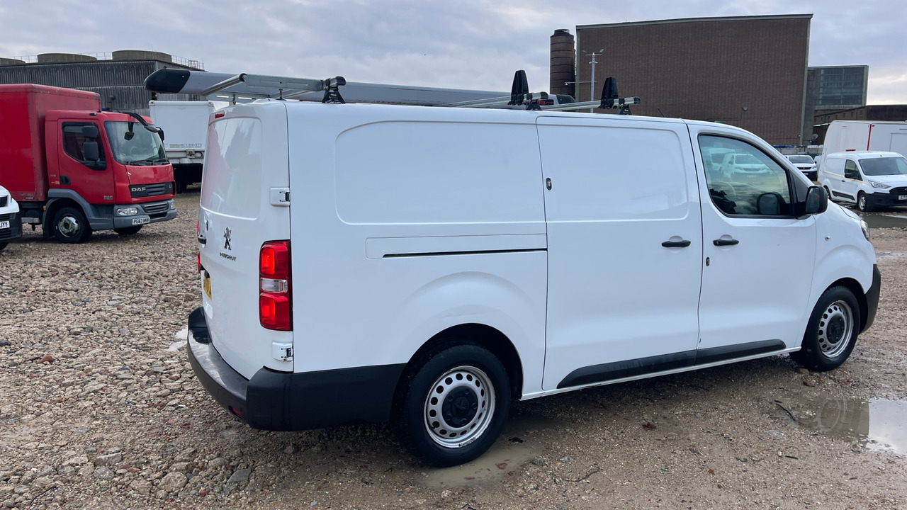 PEUGEOT EXPERT PROFESSIONAL 1.5 BLUEHDI 100PS - Furgón: foto 4 PEUGEOT EXPERT PROFESSIONAL 1.5 BLUEHDI 100PS - Furgón: foto 4