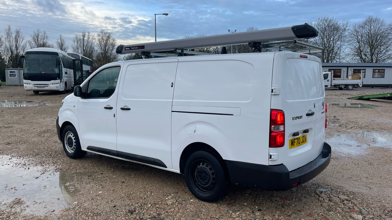 PEUGEOT EXPERT PROFESSIONAL 1.5 BLUEHDI 100PS - Furgón: foto 3 PEUGEOT EXPERT PROFESSIONAL 1.5 BLUEHDI 100PS - Furgón: foto 3