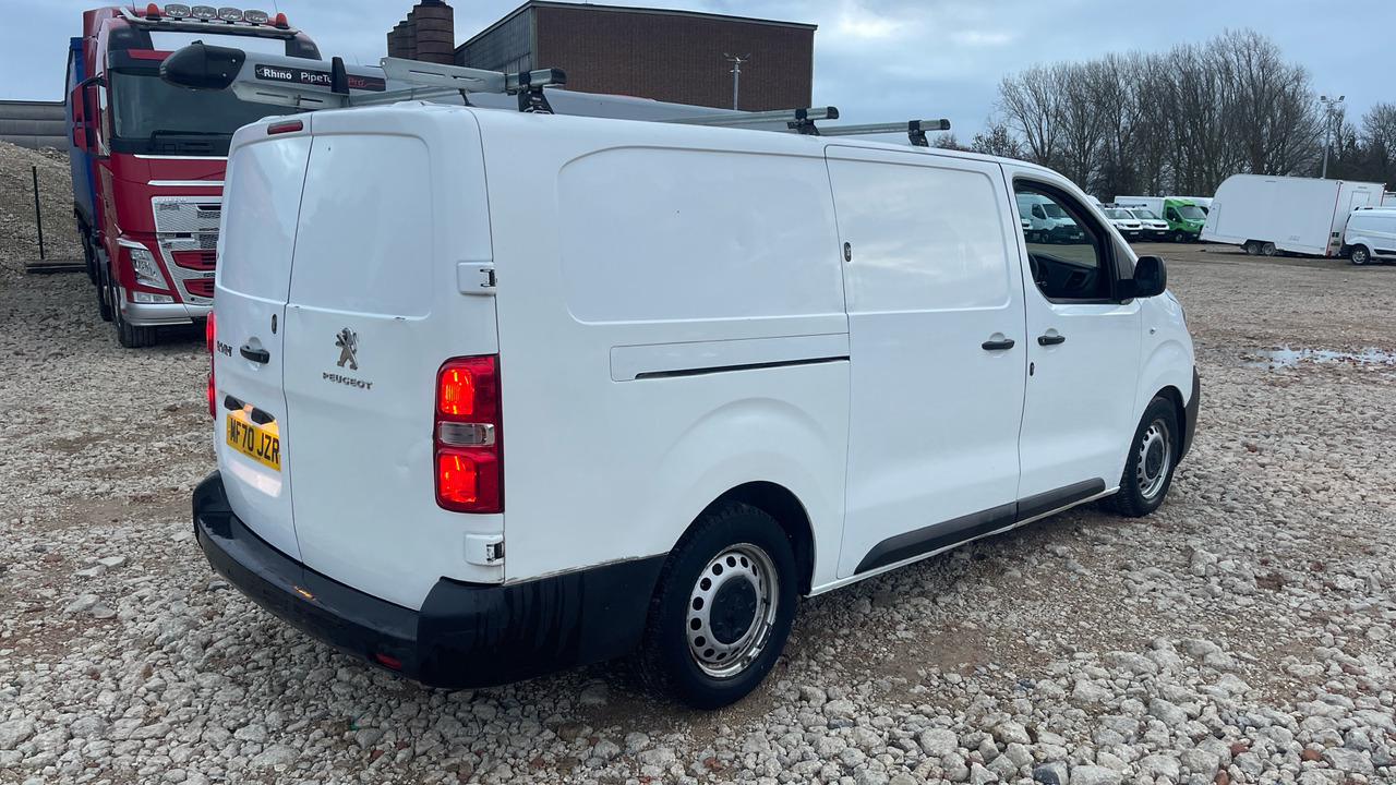 PEUGEOT EXPERT PROFESSIONAL 1.5 BLUEHDI - Furgón: foto 4 PEUGEOT EXPERT PROFESSIONAL 1.5 BLUEHDI - Furgón: foto 4