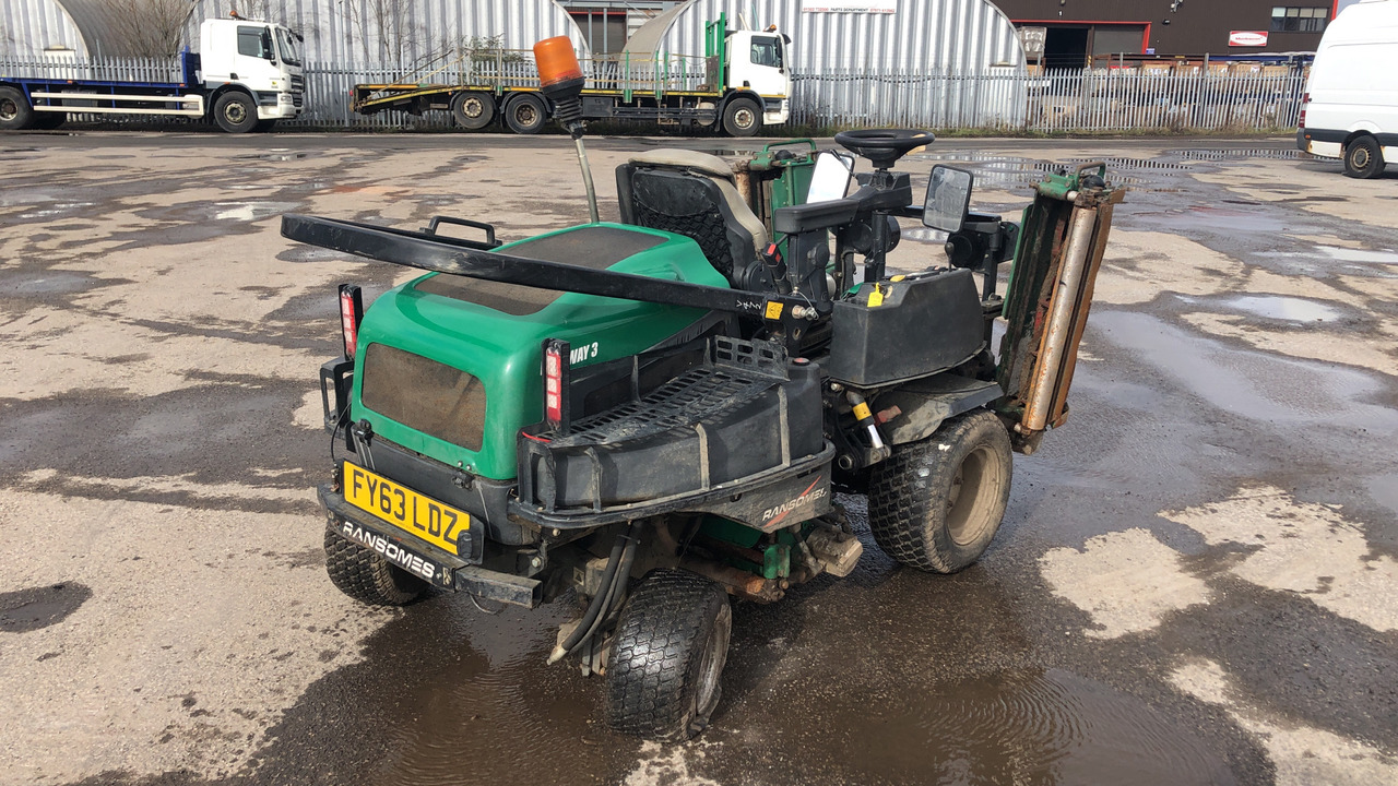 RANSOMES HIGHWAY 3 SPORT 200 LITE - Cortacésped: foto 4 RANSOMES HIGHWAY 3 SPORT 200 LITE - Cortacésped: foto 4