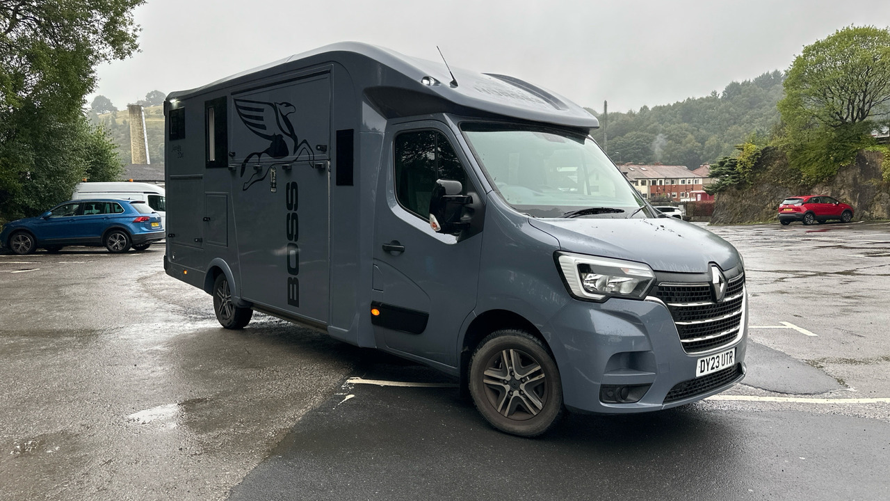 RENAULT MASTER 35 ENERGY 2.3 DCI 150PS - Camión para caballos: foto 1 RENAULT MASTER 35 ENERGY 2.3 DCI 150PS - Camión para caballos: foto 1