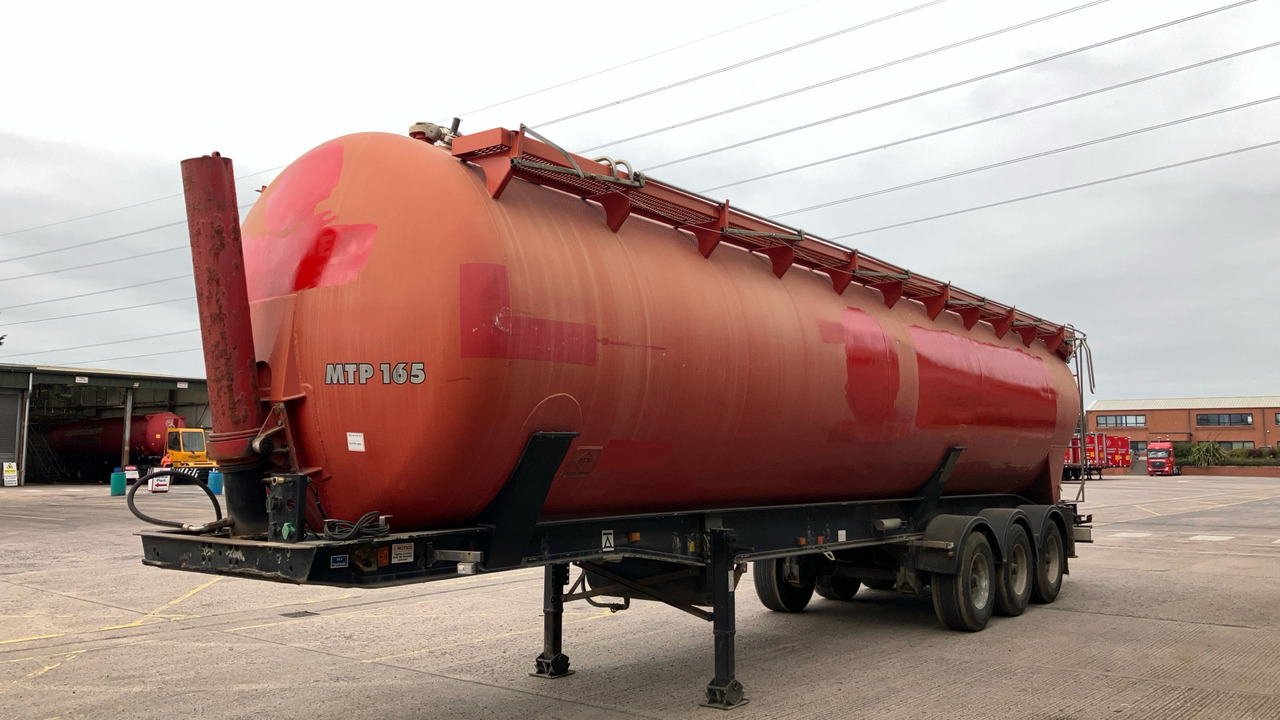 FELDBINDER TANKER - Remolque: foto 2 FELDBINDER TANKER - Remolque: foto 2