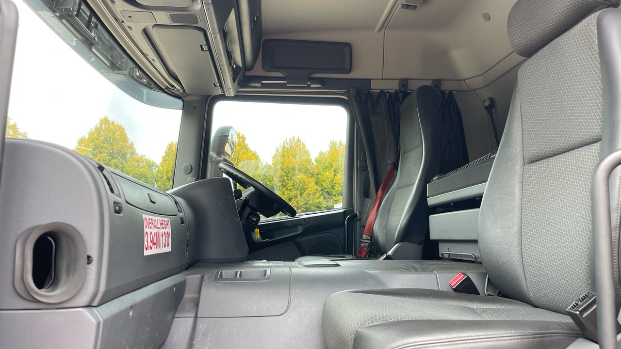 Camión lona SCANIA P250: foto 15