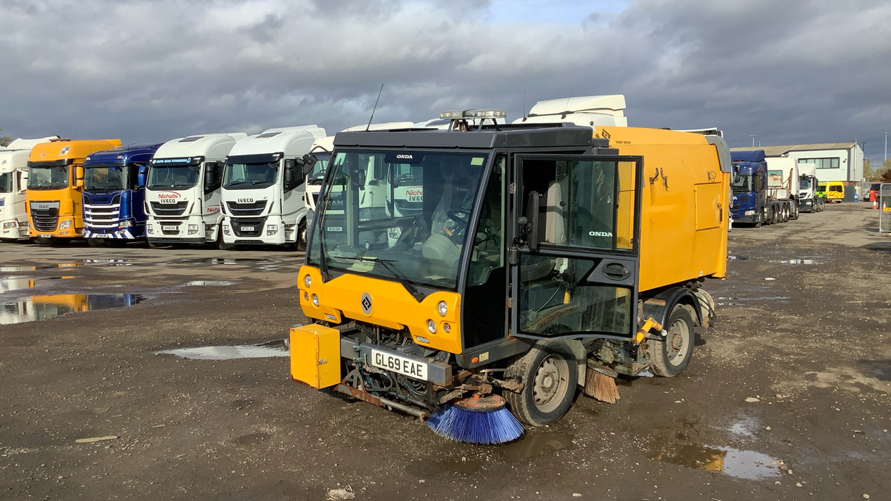 SCARAB MINOR M25H - Barredora vial: foto 1 SCARAB MINOR M25H - Barredora vial: foto 1