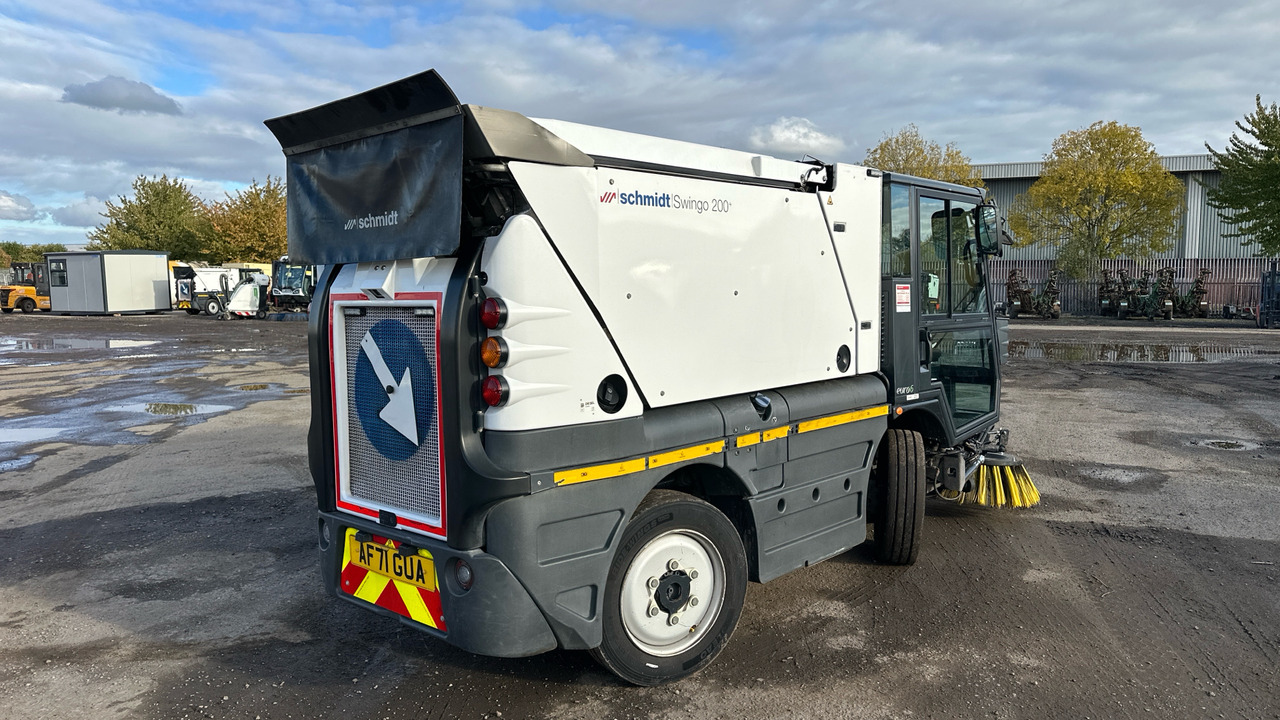 SCHMIDT SWINGO 200 - Barredora vial: foto 4 SCHMIDT SWINGO 200 - Barredora vial: foto 4