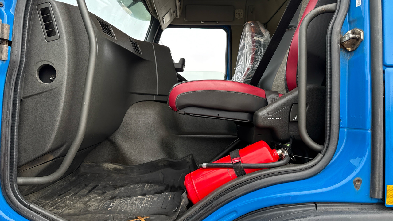 Camión volquete VOLVO FMX 420: foto 20