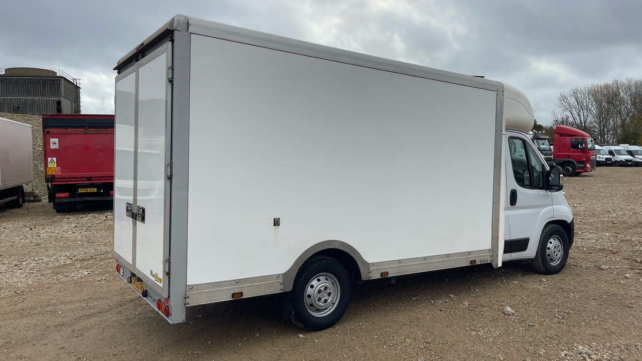 Vauxhall Movano 3500 2.2 TURBO 140PS - Furgoneta caja cerrada: foto 4 Vauxhall Movano 3500 2.2 TURBO 140PS - Furgoneta caja cerrada: foto 4