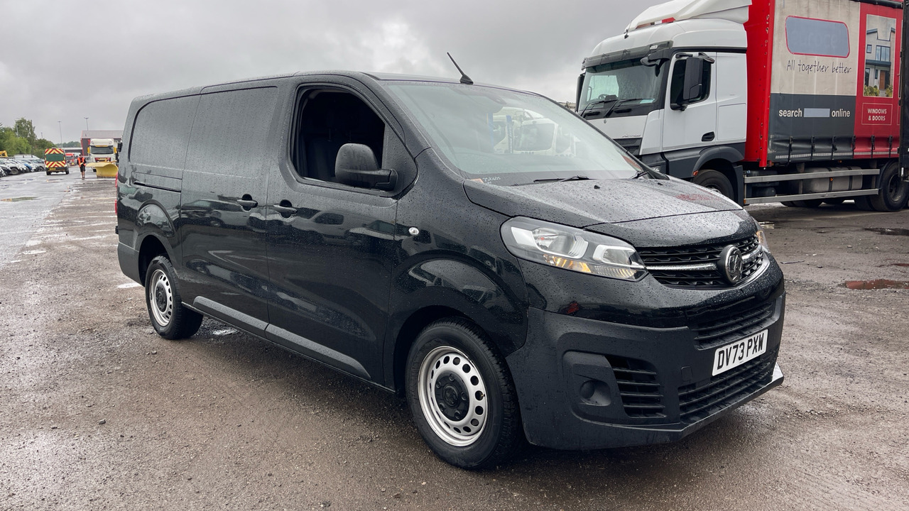 Vauxhall Vivaro 3100 2.0D 145PS PRIME - Furgoneta pequeña: foto 1 Vauxhall Vivaro 3100 2.0D 145PS PRIME - Furgoneta pequeña: foto 1