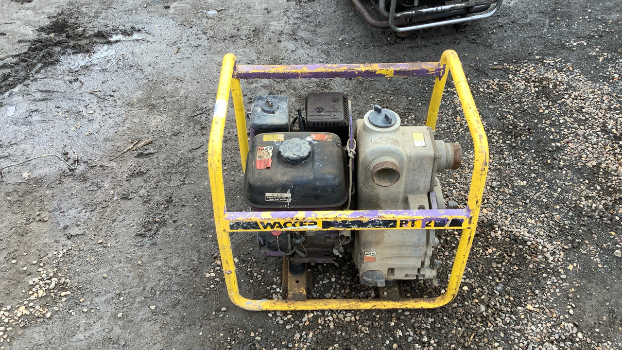 WACKER 2' WATER PUMP PT-2 - Equipo de construcción: foto 1 WACKER 2' WATER PUMP PT-2 - Equipo de construcción: foto 1