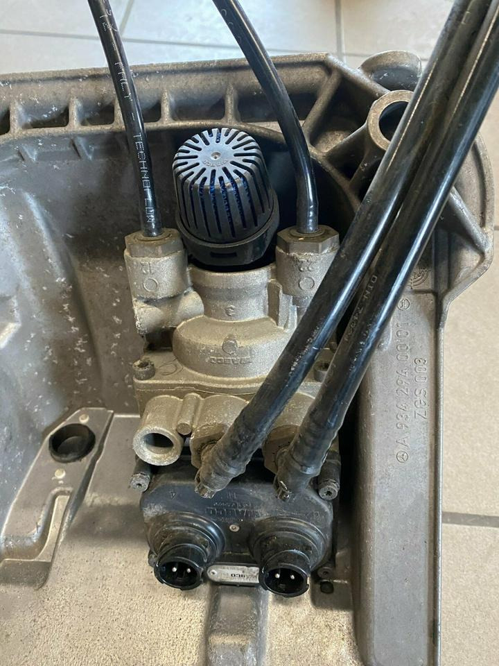 Actros MP2 Fußbremsventil A 934 294 00 01 WABCO 4800010110 - Válvula de freno para Camión: foto 2 Actros MP2 Fußbremsventil A 934 294 00 01 WABCO 4800010110 - Válvula de freno para Camión: foto 2