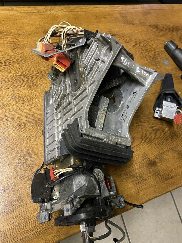 MAN TGL Lenksäule Lenkung mit Zündschloss & Schlüssel - Columna de dirección para Camión: foto 4 MAN TGL Lenksäule Lenkung mit Zündschloss & Schlüssel - Columna de dirección para Camión: foto 4