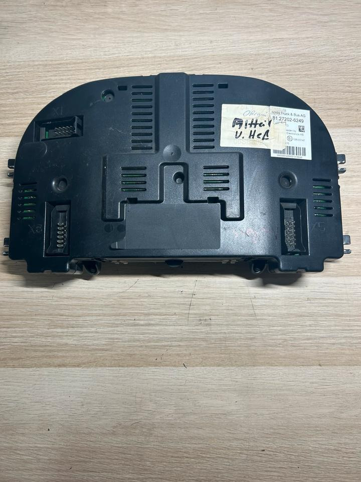 MAN Tacho / Kombiinstrument 81.27202-6249 - Salpicadero para Camión: foto 3 MAN Tacho / Kombiinstrument 81.27202-6249 - Salpicadero para Camión: foto 3