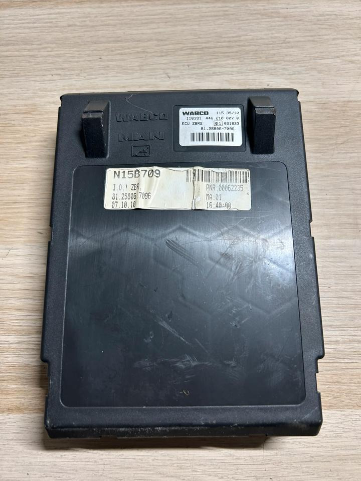 MAN WABCO Elektronik ECU ZBR 2 Steuergerät 81.25806-7096 - Unidad de control para Camión: foto 2 MAN WABCO Elektronik ECU ZBR 2 Steuergerät 81.25806-7096 - Unidad de control para Camión: foto 2