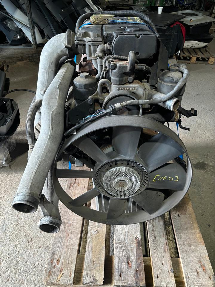 Mercedes Atego 2 Motor OM 904 LA III EU3 - Motor para Camión: foto 1 Mercedes Atego 2 Motor OM 904 LA III EU3 - Motor para Camión: foto 1