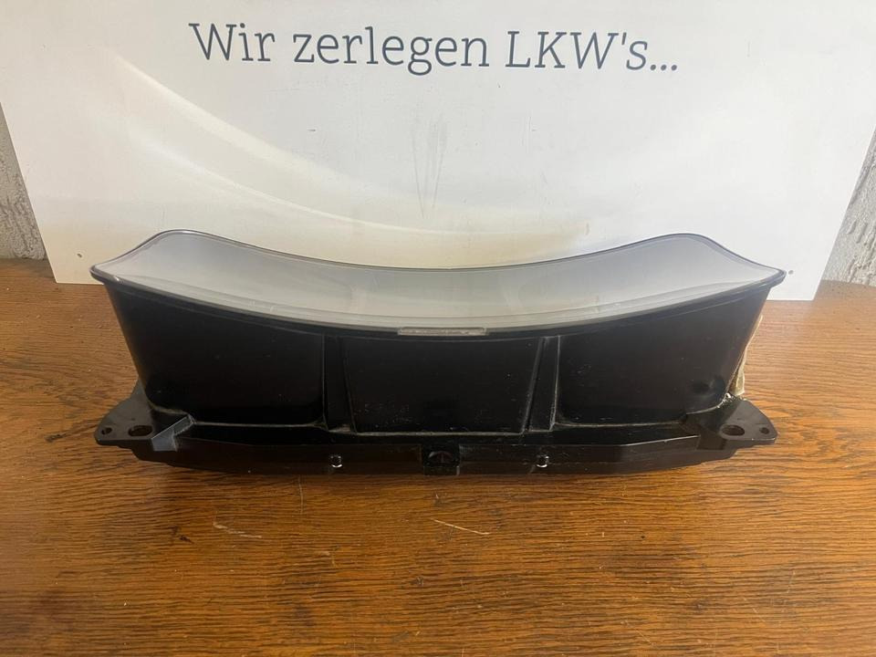 Mercedes Benz Actros MP4 Kombiinstrument / Tacho A9614466221 - Salpicadero para Camión: foto 4 Mercedes Benz Actros MP4 Kombiinstrument / Tacho A9614466221 - Salpicadero para Camión: foto 4