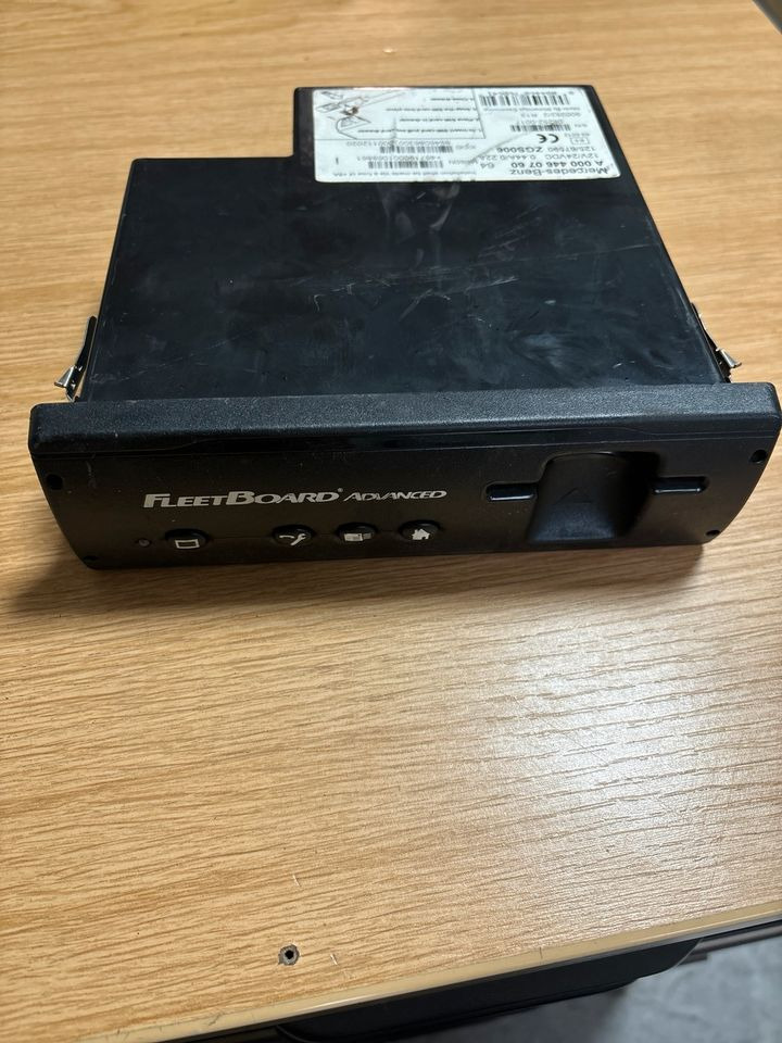 Mercedes-Benz FLEETBOARD ADVANCED Tachograph A0004460760 - Tacógrafo para Camión: foto 1 Mercedes-Benz FLEETBOARD ADVANCED Tachograph A0004460760 - Tacógrafo para Camión: foto 1