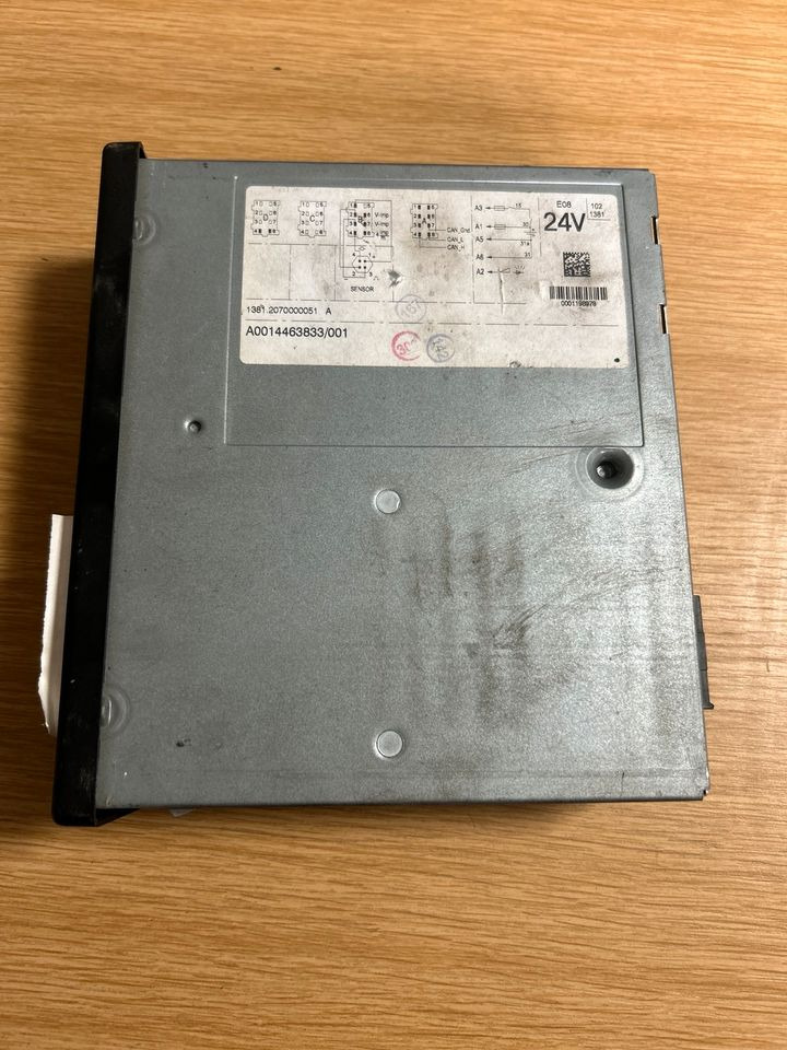 Mercedes-Benz Tachograph A0014463833 - Tacógrafo para Camión: foto 3 Mercedes-Benz Tachograph A0014463833 - Tacógrafo para Camión: foto 3