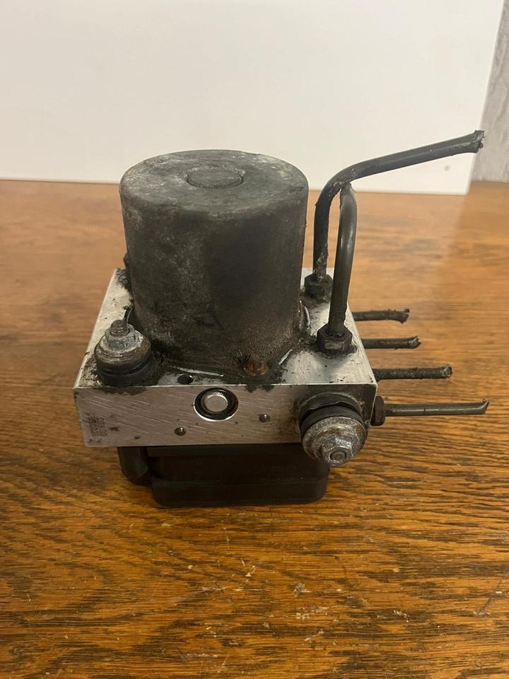 Mercedes Sprinter W906 ABS Modul Hydraulikblock A9069004701 - Válvula de freno para Camión: foto 2 Mercedes Sprinter W906 ABS Modul Hydraulikblock A9069004701 - Válvula de freno para Camión: foto 2