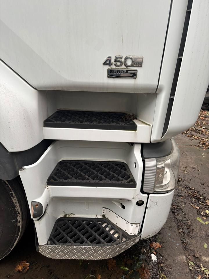 Renault 450 Euro5 komplette kabine ohne Elektronische Steuergerät - Cabina para Camión: foto 4 Renault 450 Euro5 komplette kabine ohne Elektronische Steuergerät - Cabina para Camión: foto 4