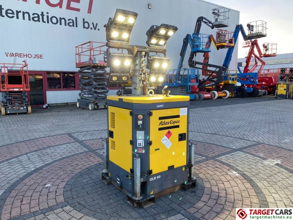Atlas Copco QLB60 Tower Light 4x350W Led - Torre de iluminación: foto 1 Atlas Copco QLB60 Tower Light 4x350W Led - Torre de iluminación: foto 1