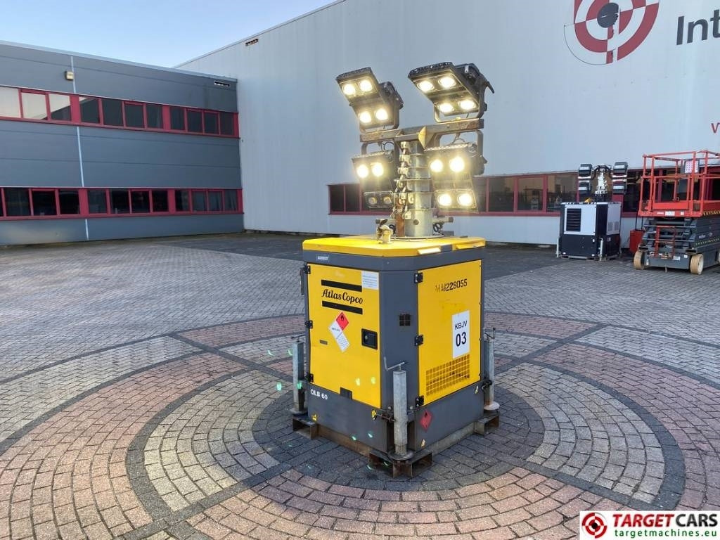 Atlas Copco QLB60 Tower Light 4x350W Led - Torre de iluminación: foto 4 Atlas Copco QLB60 Tower Light 4x350W Led - Torre de iluminación: foto 4