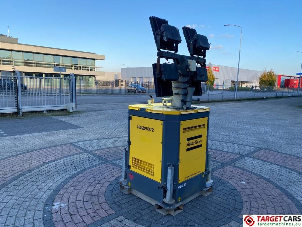 Atlas Copco QLB60 Tower Light 4x350W Led - Torre de iluminación: foto 3 Atlas Copco QLB60 Tower Light 4x350W Led - Torre de iluminación: foto 3
