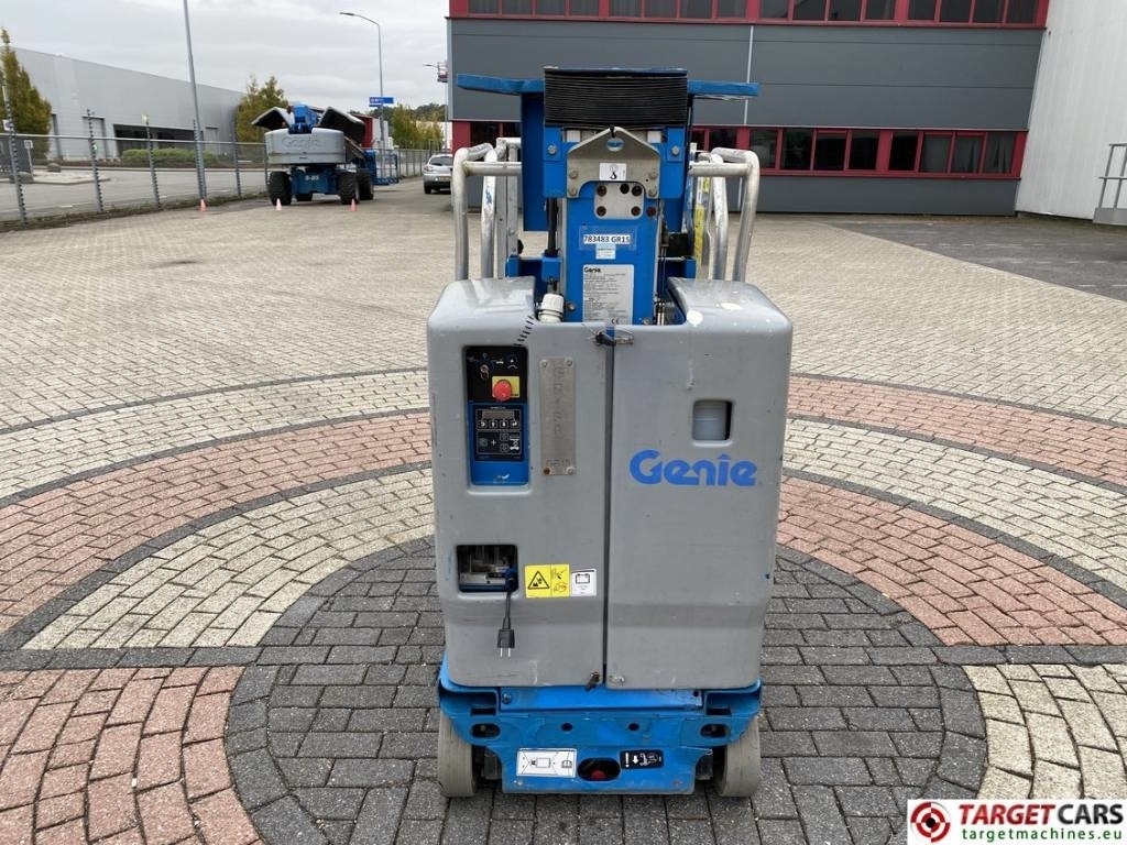 Plataforma de mástil vertical Genie GR15 Runabout Electric Vertical Mast Lift 652cm: foto 27