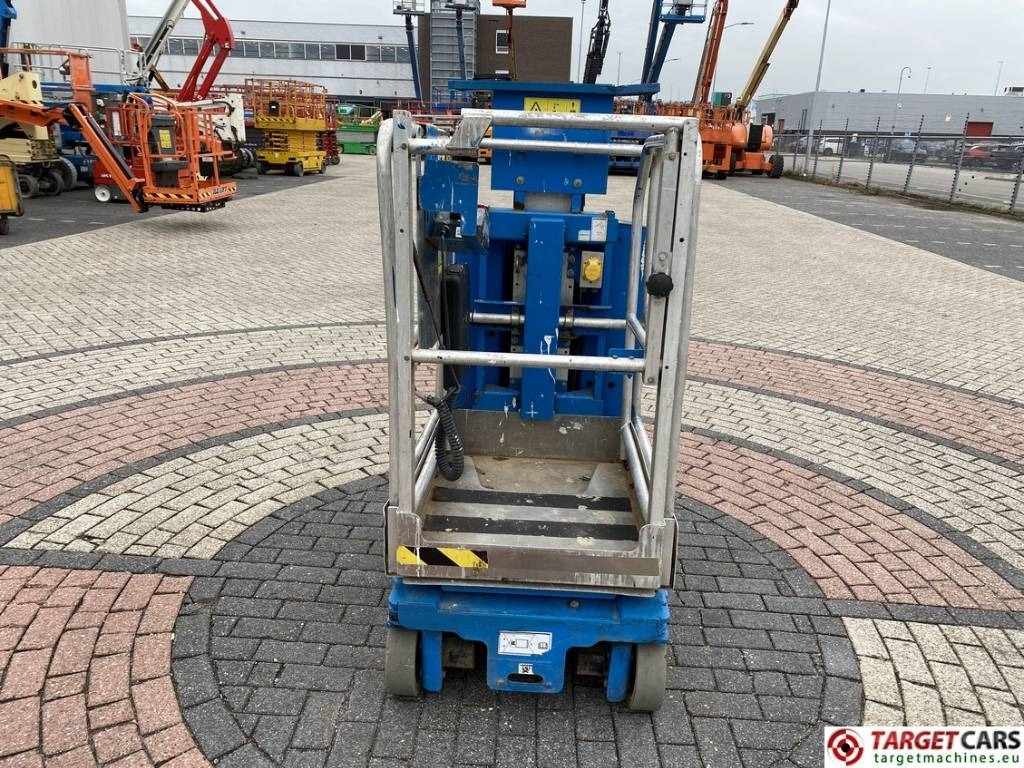 Plataforma de mástil vertical Genie GR15 Runabout Electric Vertical Mast Lift 652cm: foto 28