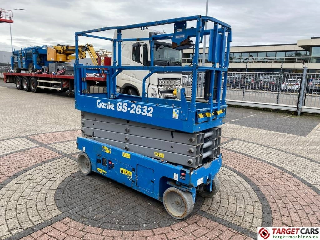 Genie GS-2632 Electric GS2632 Scissor Work Lift 992cm - Plataforma de tijeras: foto 2 Genie GS-2632 Electric GS2632 Scissor Work Lift 992cm - Plataforma de tijeras: foto 2