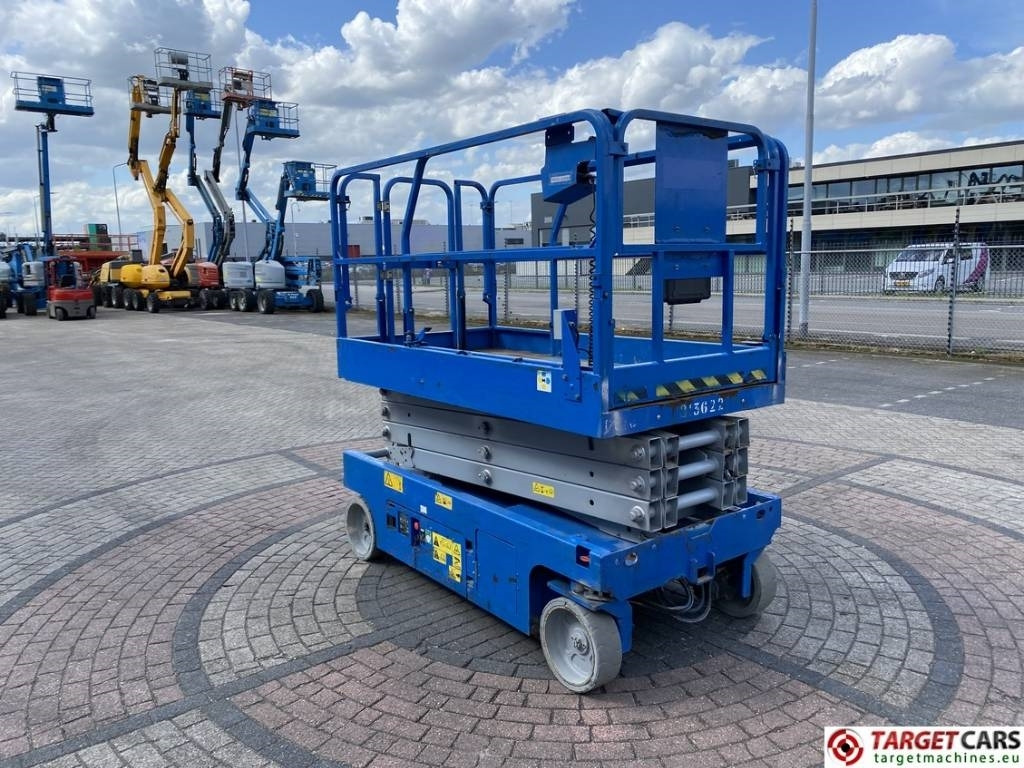 Genie GS-2646 Electric Scissor Work Lift 992cm - Plataforma de tijeras: foto 2 Genie GS-2646 Electric Scissor Work Lift 992cm - Plataforma de tijeras: foto 2