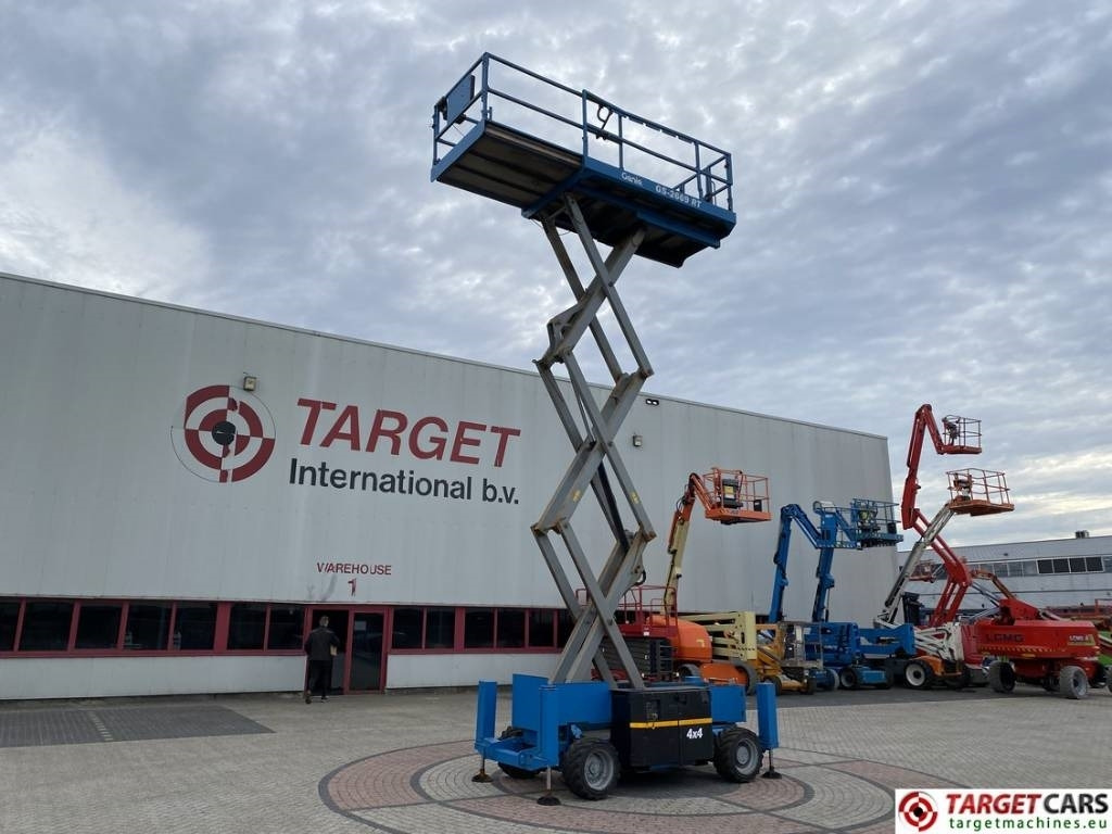 Plataforma de tijeras Genie GS-2669RT Diesel 4x4 Scissor Work Lift 1000cm: foto 6