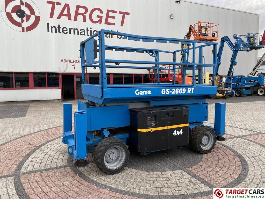 Genie GS-2669RT Diesel 4x4 Scissor Work Lift 1000cm - Plataforma de tijeras: foto 1 Genie GS-2669RT Diesel 4x4 Scissor Work Lift 1000cm - Plataforma de tijeras: foto 1
