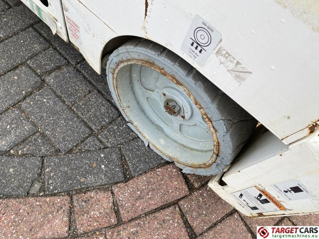 Plataforma de tijeras Genie GS-3232 Electric Scissor Work Lift 1175cm: foto 24