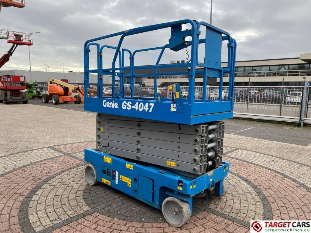 Genie GS-4047 Electric GS4047 Scissor Work Lift 1389cm - Plataforma de tijeras: foto 2 Genie GS-4047 Electric GS4047 Scissor Work Lift 1389cm - Plataforma de tijeras: foto 2