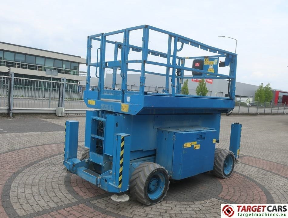 Genie GS-4069DC Electric 4069 Scissor Work Lift 1412cm - Plataforma de tijeras: foto 3 Genie GS-4069DC Electric 4069 Scissor Work Lift 1412cm - Plataforma de tijeras: foto 3