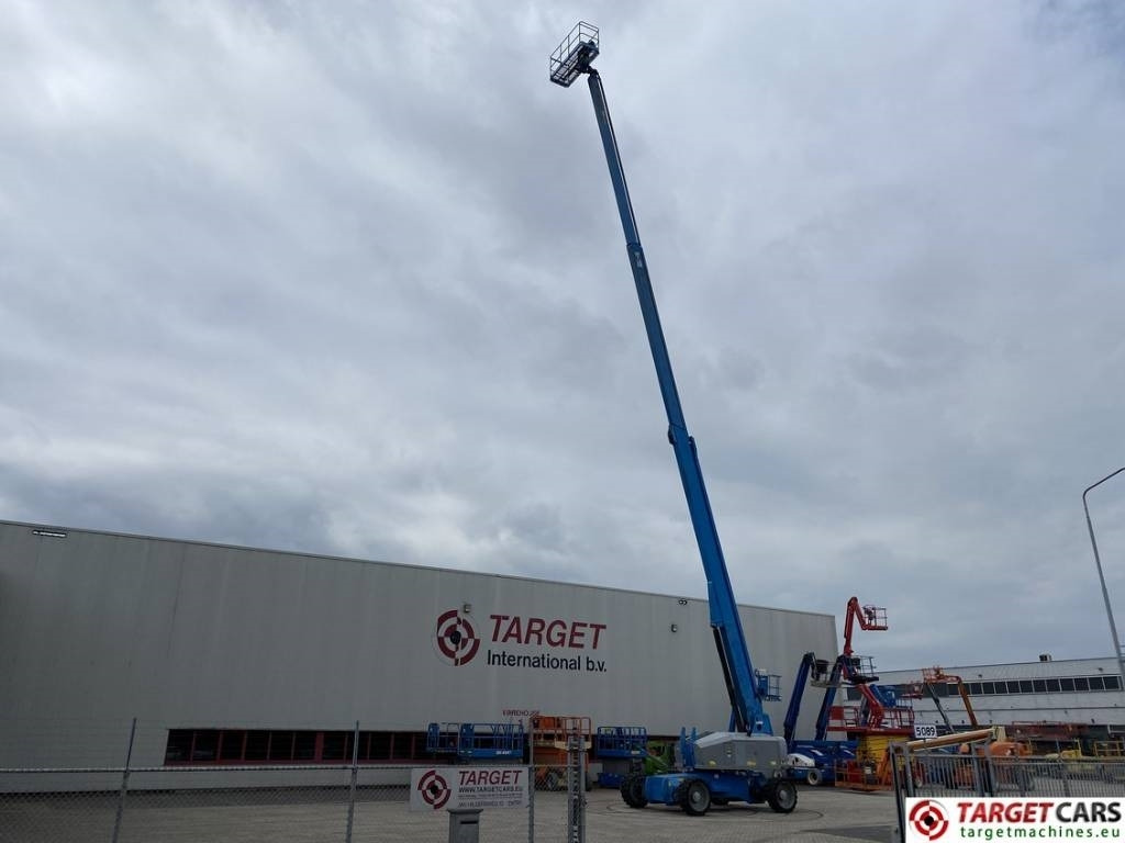 Genie S-100HD Articulated 4x4x4 Diesel Boom Lift 3248cm - Plataforma telescopica: foto 5 Genie S-100HD Articulated 4x4x4 Diesel Boom Lift 3248cm - Plataforma telescopica: foto 5