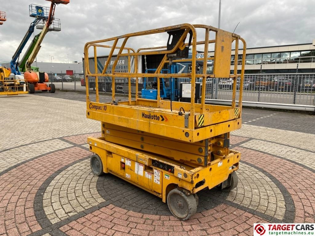 Haulotte Compact 10 Electric Scissor Work Lift 1015cm  - Plataforma de tijeras: foto 2 Haulotte Compact 10 Electric Scissor Work Lift 1015cm  - Plataforma de tijeras: foto 2