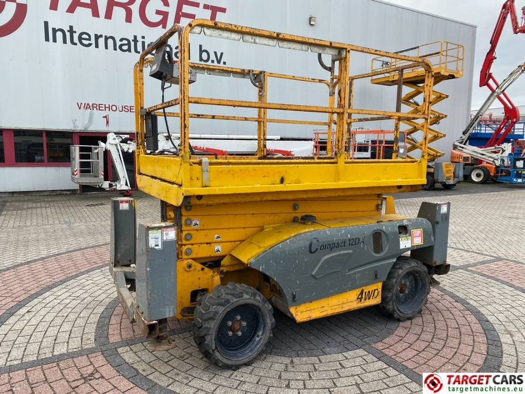 Haulotte Compact 12DX Diesel 4x4 Scissor Work Lift 1206cm - Plataforma de tijeras: foto 1 Haulotte Compact 12DX Diesel 4x4 Scissor Work Lift 1206cm - Plataforma de tijeras: foto 1