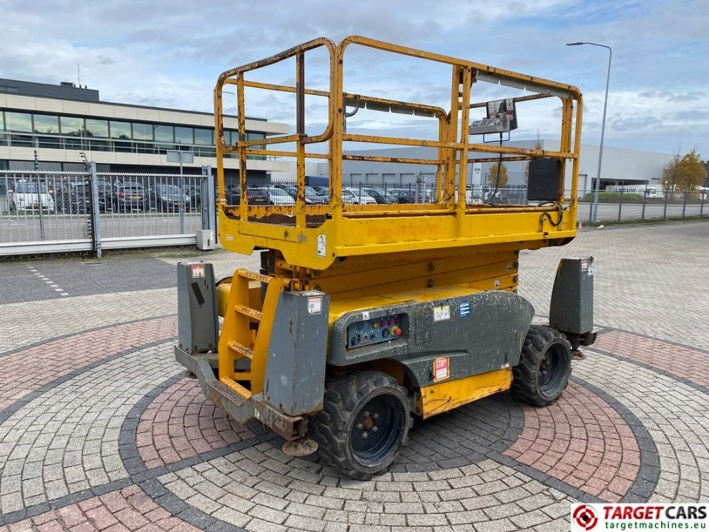 Haulotte Compact 12DX Diesel 4x4 Scissor Work Lift 1206cm - Plataforma de tijeras: foto 3 Haulotte Compact 12DX Diesel 4x4 Scissor Work Lift 1206cm - Plataforma de tijeras: foto 3