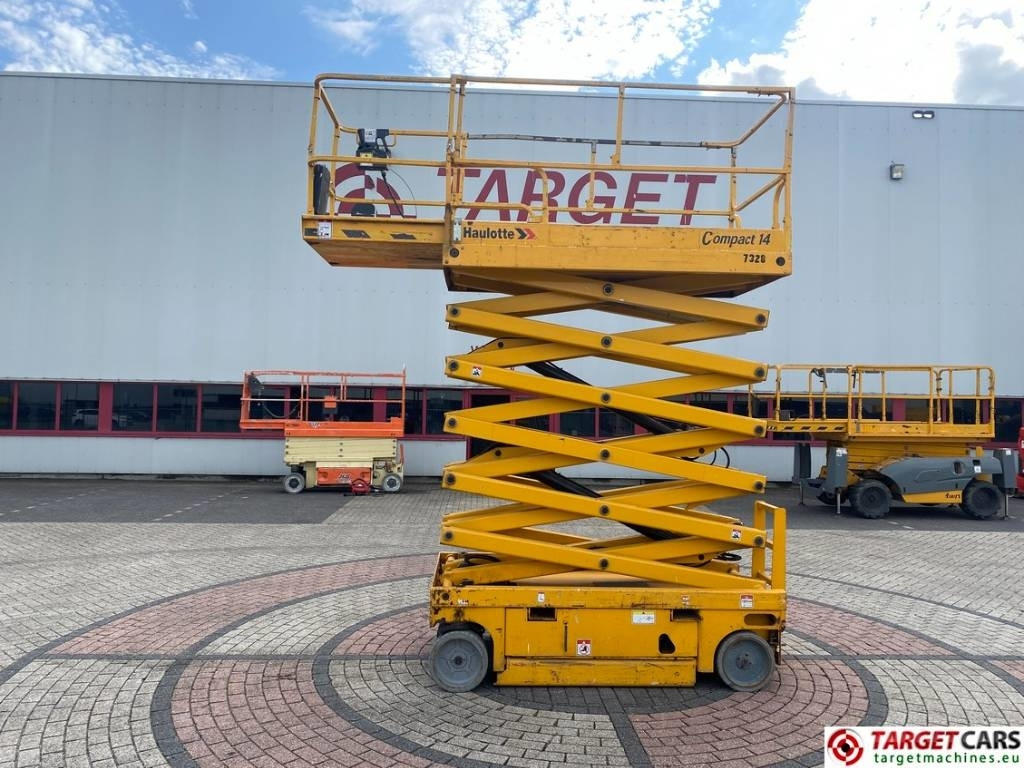 Haulotte Compact 14 Electric Scissor Work Lift 1385cm - Plataforma de tijeras: foto 5 Haulotte Compact 14 Electric Scissor Work Lift 1385cm - Plataforma de tijeras: foto 5
