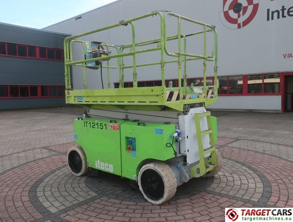 Iteco IT12151 Electric Scissor Work Lift 1380cm - Plataforma de tijeras: foto 4 Iteco IT12151 Electric Scissor Work Lift 1380cm - Plataforma de tijeras: foto 4