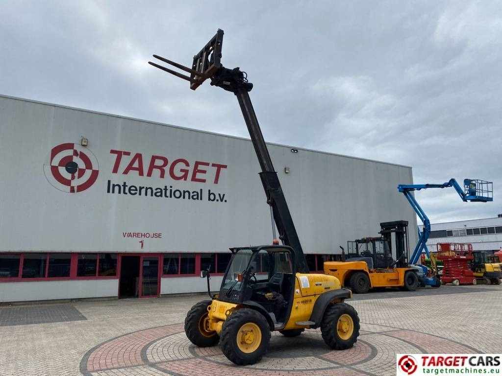 JCB 527-55 Telehandler 4x4x4 2700KG 560CM - Manipulador telescópico: foto 5 JCB 527-55 Telehandler 4x4x4 2700KG 560CM - Manipulador telescópico: foto 5