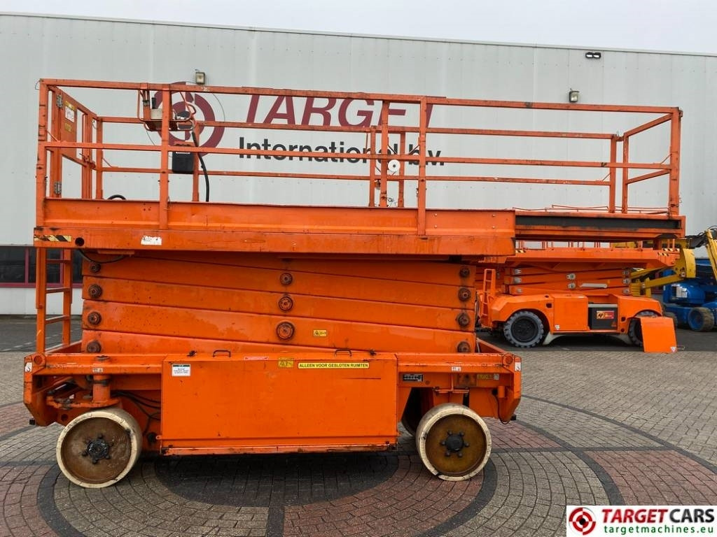 JLG 153-12 Liftlux Electric Scissor Work Lift 1730cm - Plataforma de tijeras: foto 5 JLG 153-12 Liftlux Electric Scissor Work Lift 1730cm - Plataforma de tijeras: foto 5