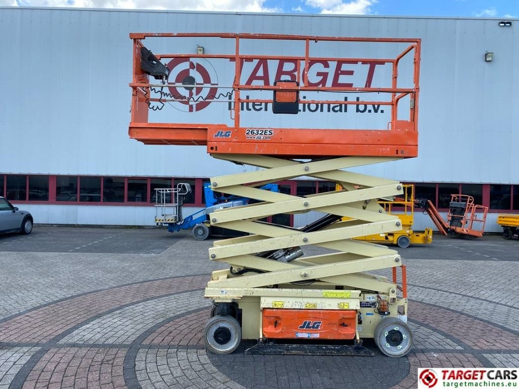 JLG 2632ES Electric Scissor Work Lift 977cm - Plataforma de tijeras: foto 5 JLG 2632ES Electric Scissor Work Lift 977cm - Plataforma de tijeras: foto 5