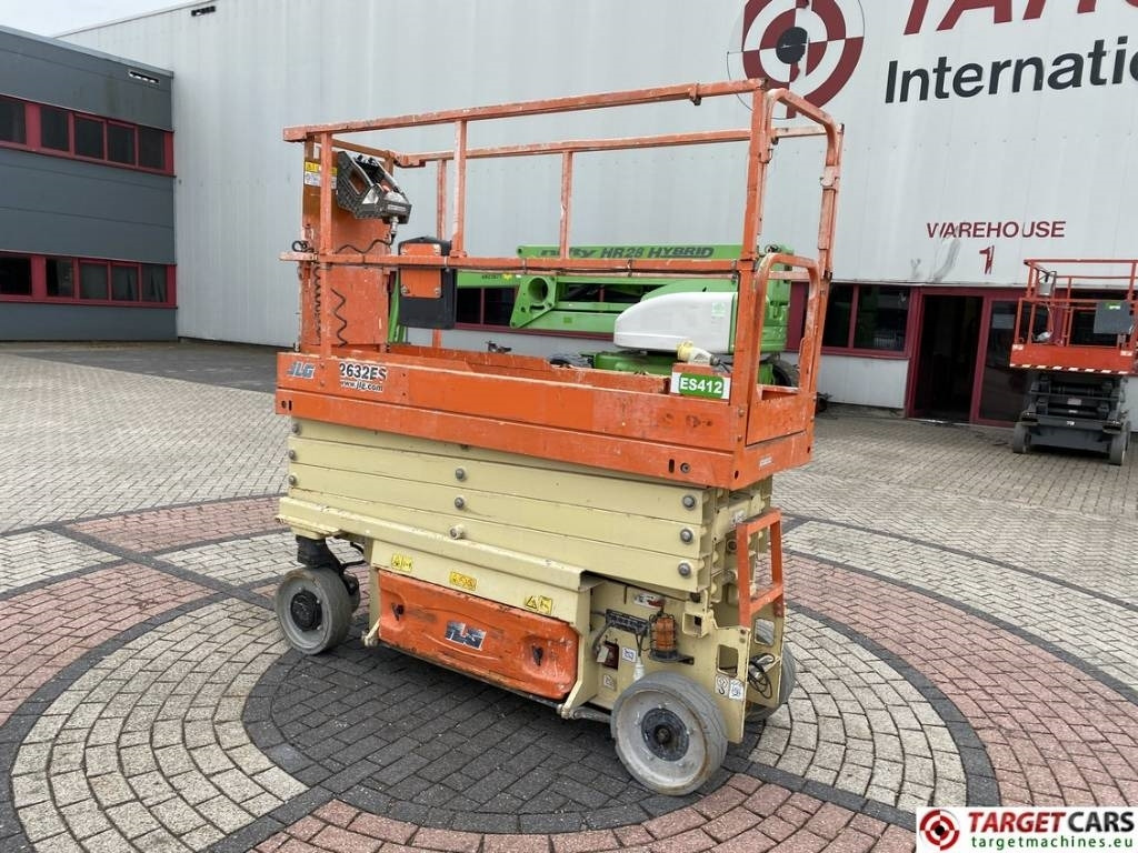 JLG 2632ES Electric Scissor Work Lift 977cm  - Plataforma de tijeras: foto 4 JLG 2632ES Electric Scissor Work Lift 977cm  - Plataforma de tijeras: foto 4