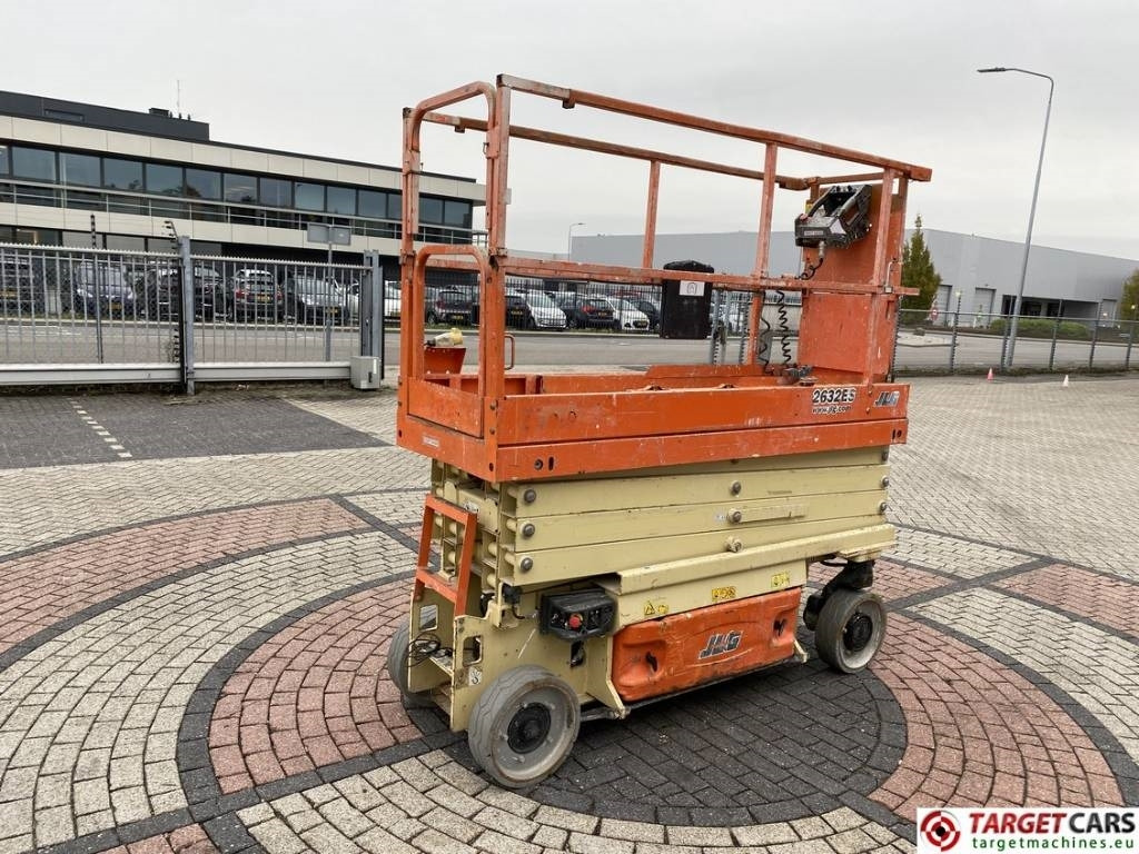 JLG 2632ES Electric Scissor Work Lift 977cm  - Plataforma de tijeras: foto 3 JLG 2632ES Electric Scissor Work Lift 977cm  - Plataforma de tijeras: foto 3