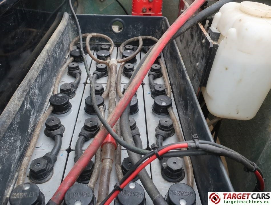 Plataforma de mástil vertical JLG Toucan 800A Electric Vertical Mast Work Lift 800cm: foto 13